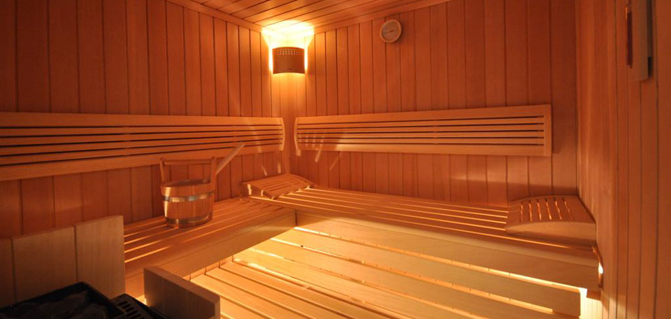 3396265sauna.jpg