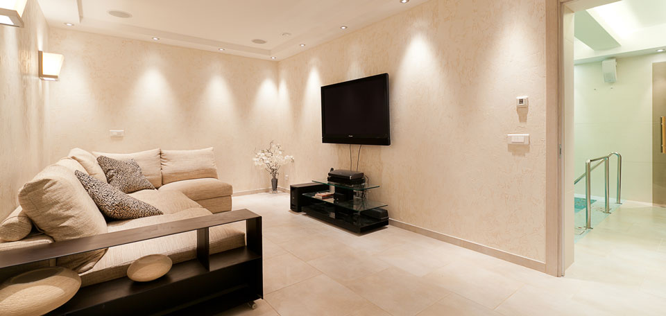 956173tv-room.jpg