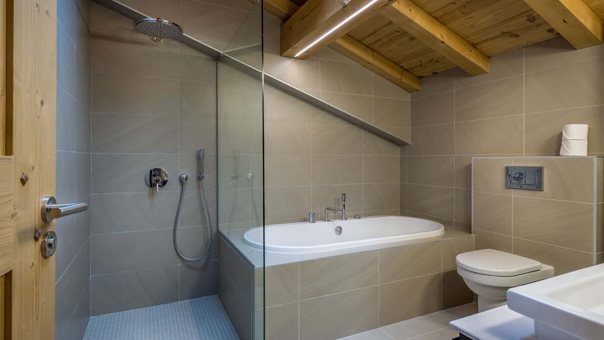 4923975chalet-m-29.jpg