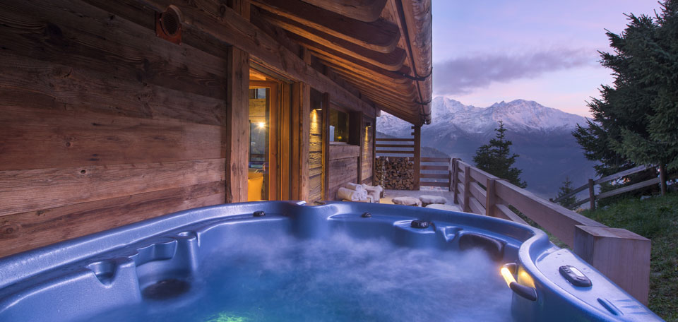 6978876hot-tub.jpg