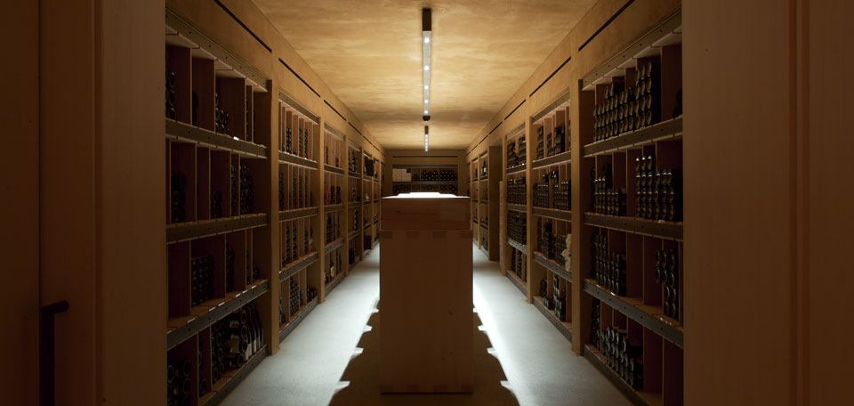 4185602wine-cellar-2.jpg