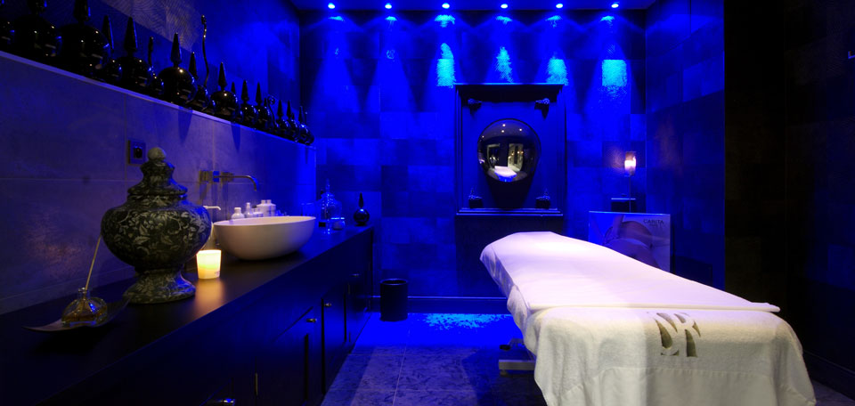 6729852spa-treatment-room.jpg