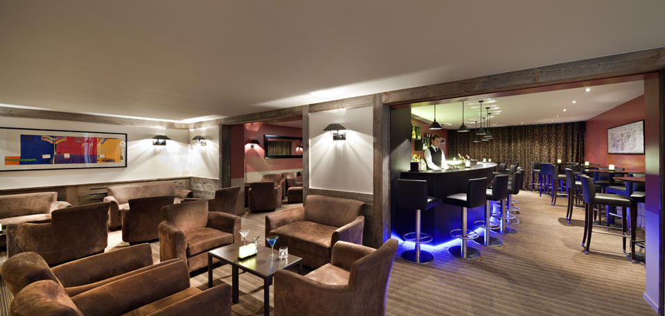 4906122lounge-bar.jpg