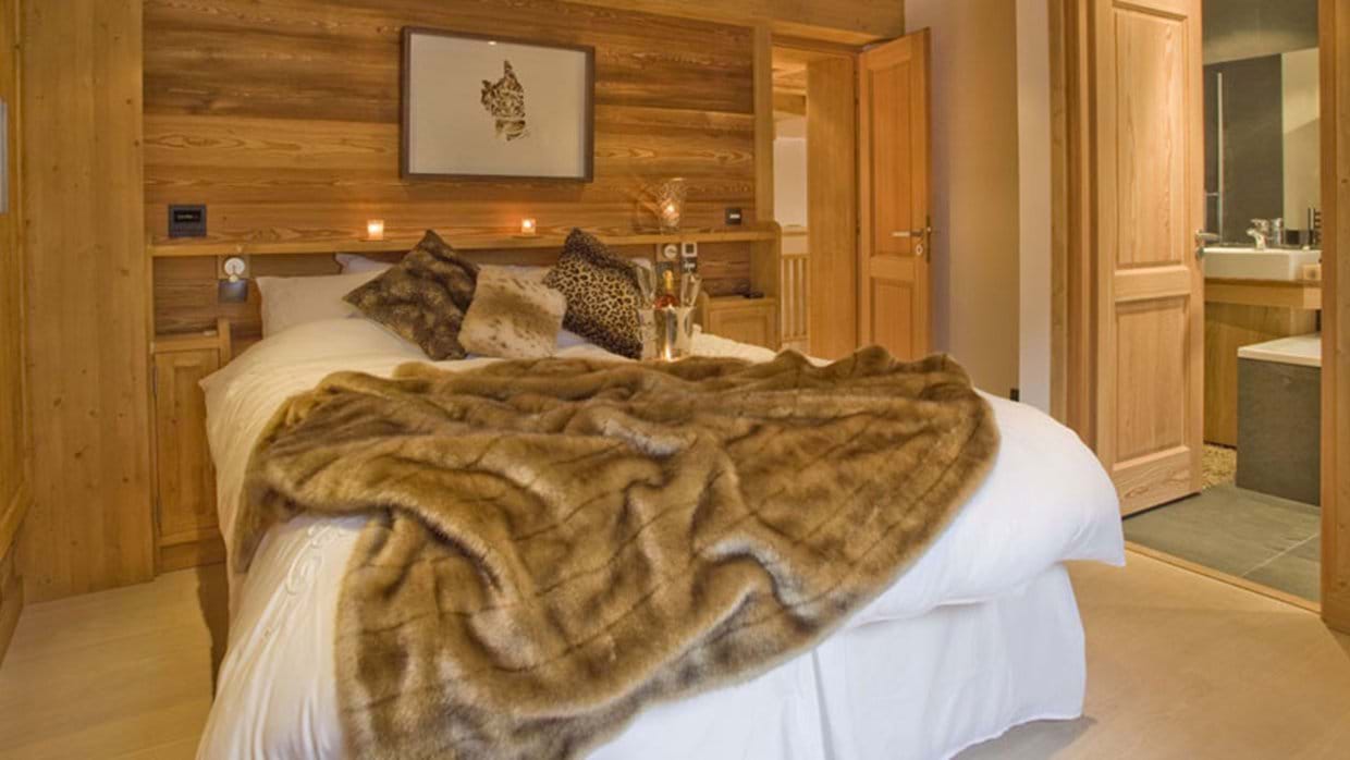 6_bedroom.jpg