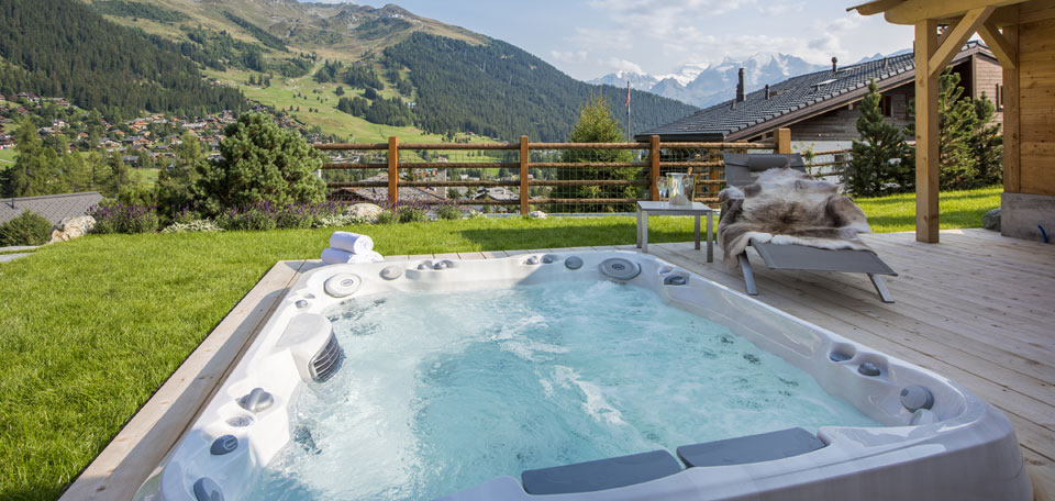 Les Etrennes Verbier Luxury Ski Hot Tub 3 img.jpg
