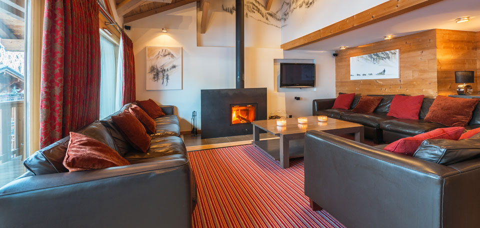 Club Alaska Morzine Luxury Ski Main Living img.jpg