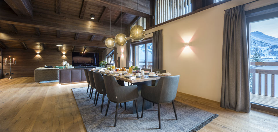 Nidus Penthouse Lech Luxury Ski Dining Day img.jpg