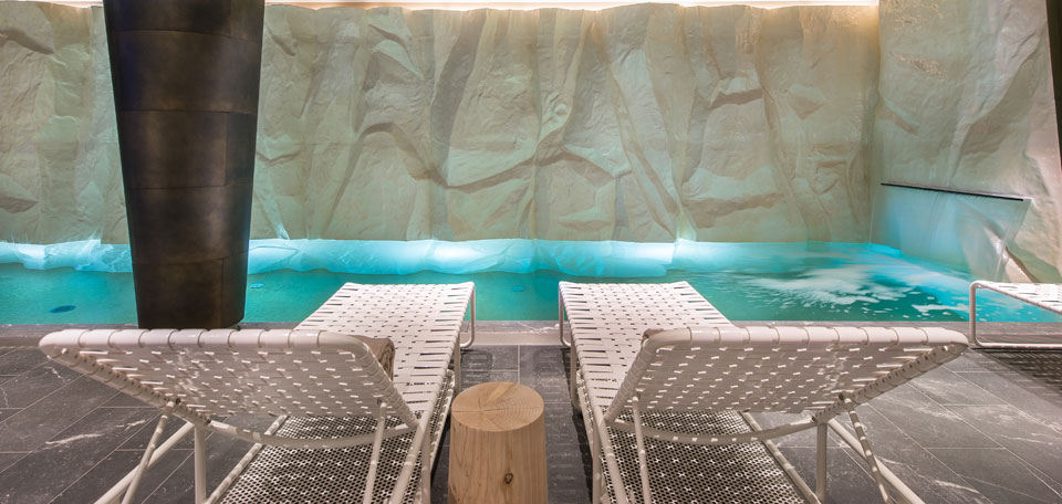 La Datcha Courchevel 1850 Luxury Ski Pool 2 img