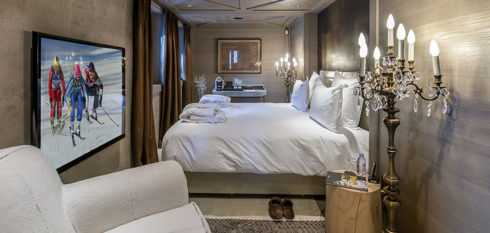 La Datcha Courchevel 1850 Luxury Ski Bedroom 8 img