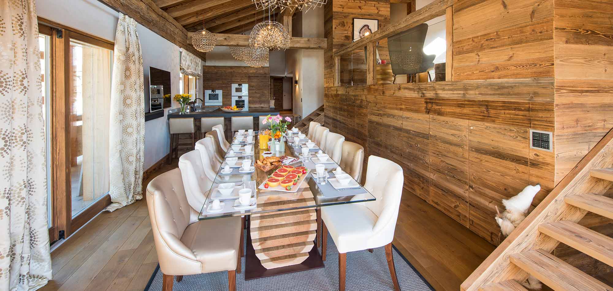 agate_residence_verbier_switzerland_dining_luxury_ski_holiday.jpg