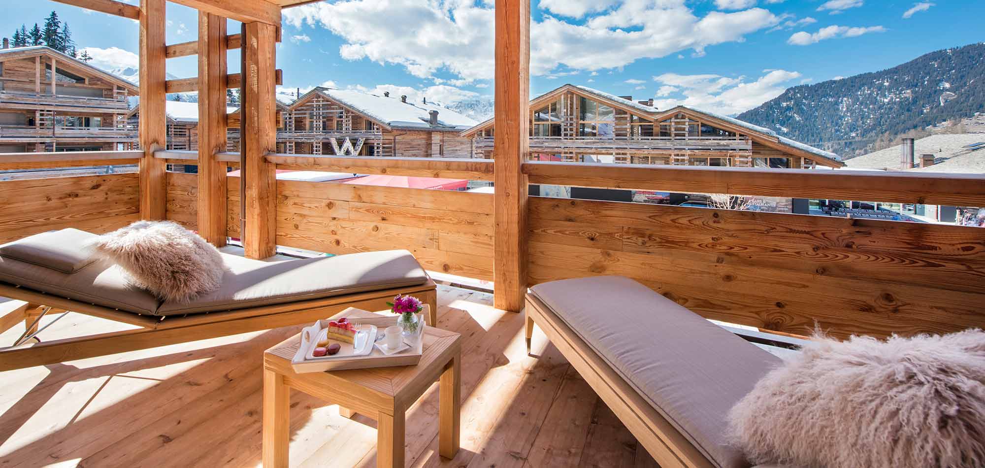 agate_residence_verbier_switzerland_terrace_view_luxury_ski_holiday.jpg
