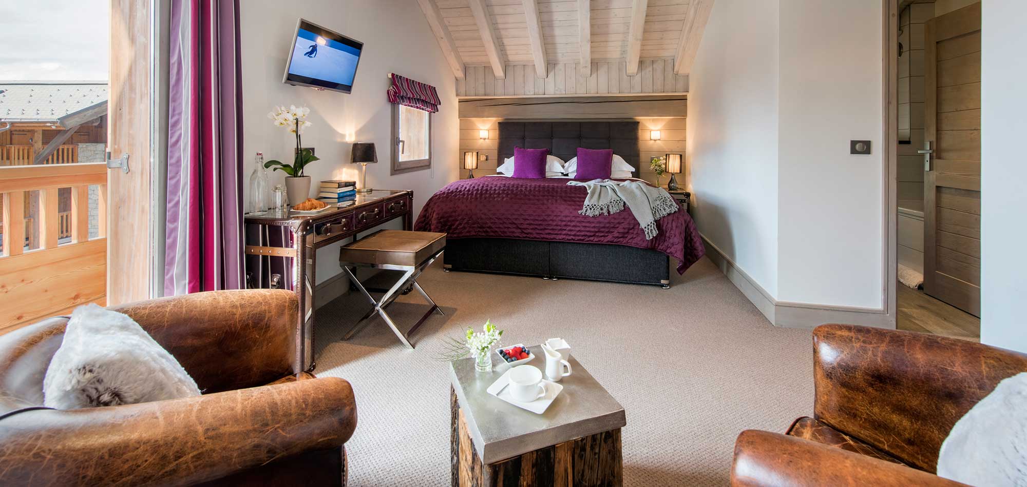 chalet_pont_du_cam_meribel_france_bedroom_2_luxury_ski.jpg