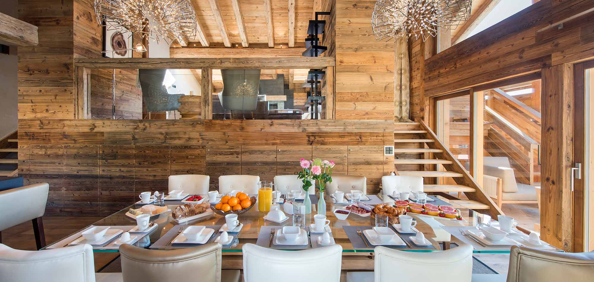 agate_penthouse_verbier_switzerland_luxury_ski_chalet_diningroom.jpg