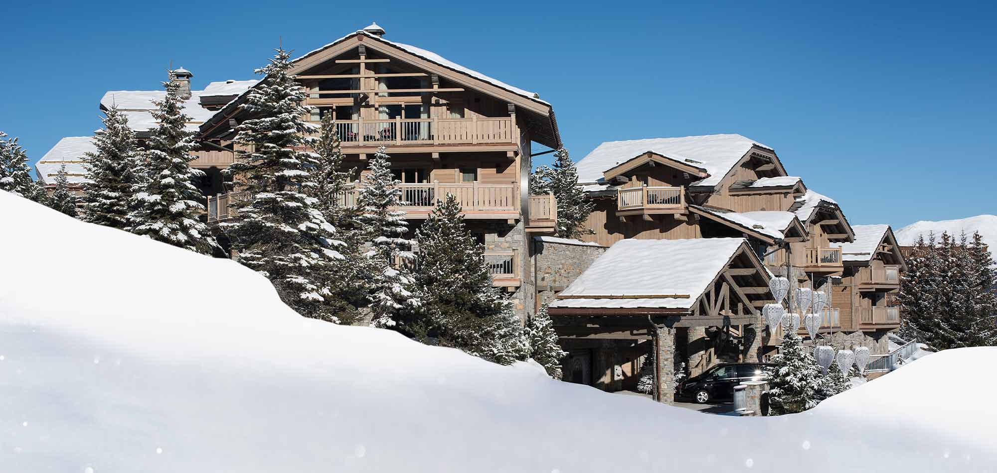hotel_k2_altitude_courchevel_1850_france_luxury_ski_exterior.jpg