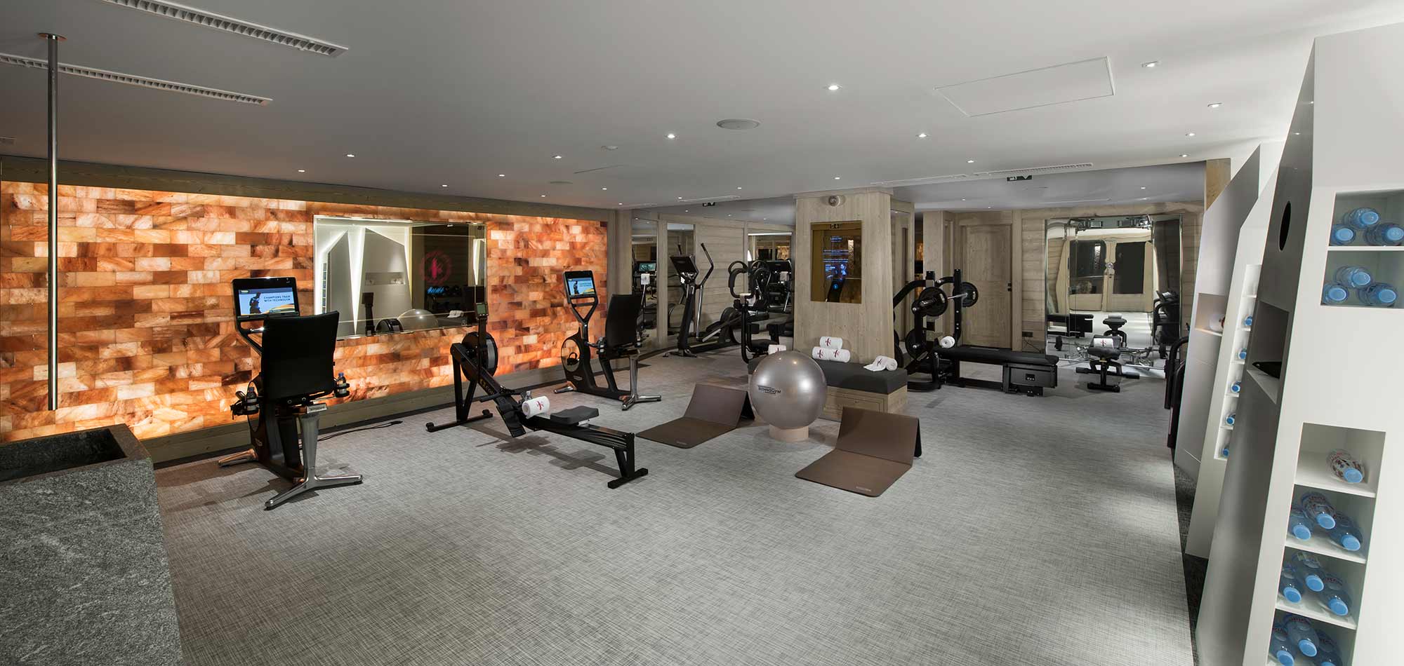 hotel_k2_altitude_courchevel_1850_france_luxury_ski_gym.jpg
