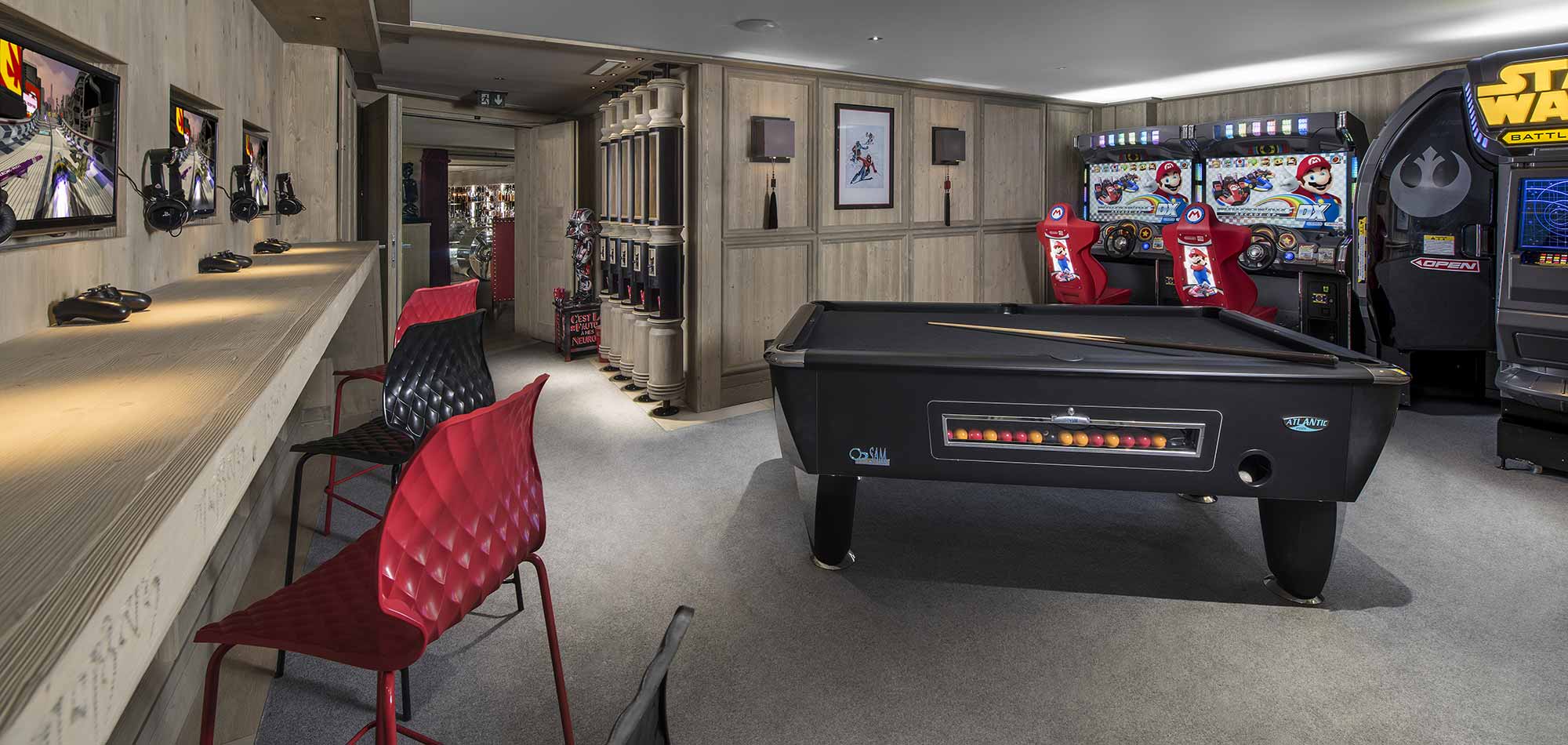 hotel_le_k2_altitude_courchevel_1850_france_luxury_ski_holiday_entertainment
