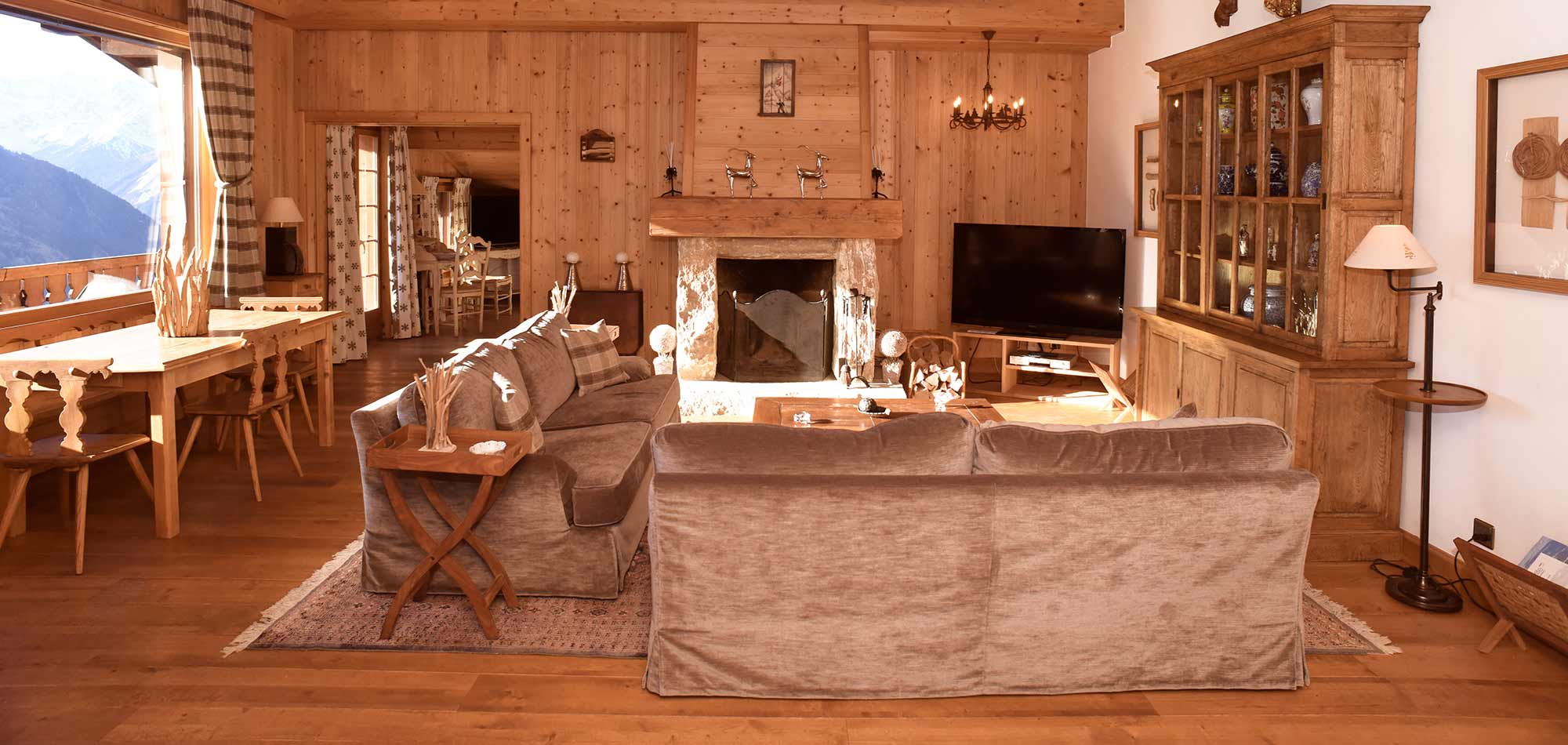 chalet_d_adrien_verbier_switzerland_prestige_suite_living_area_luxury_hotel.jpg
