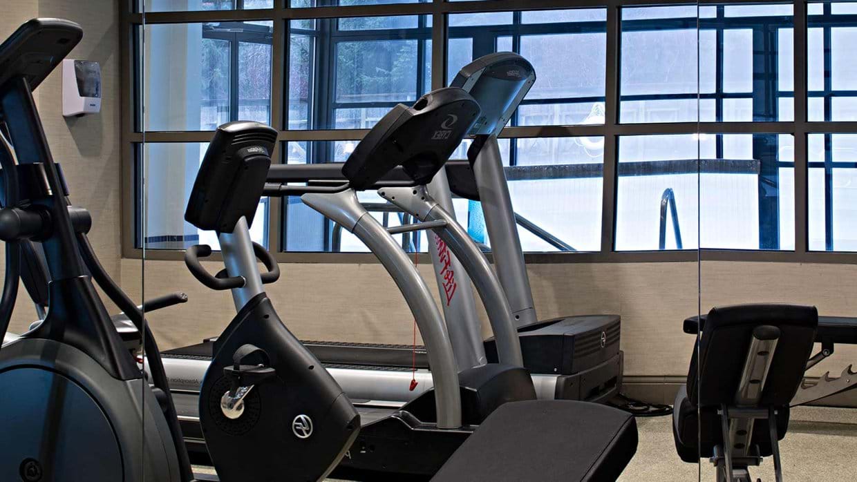 delta_suites_hotel_whistler_canada_luxury_ski_holiday_fitness_room.jpg
