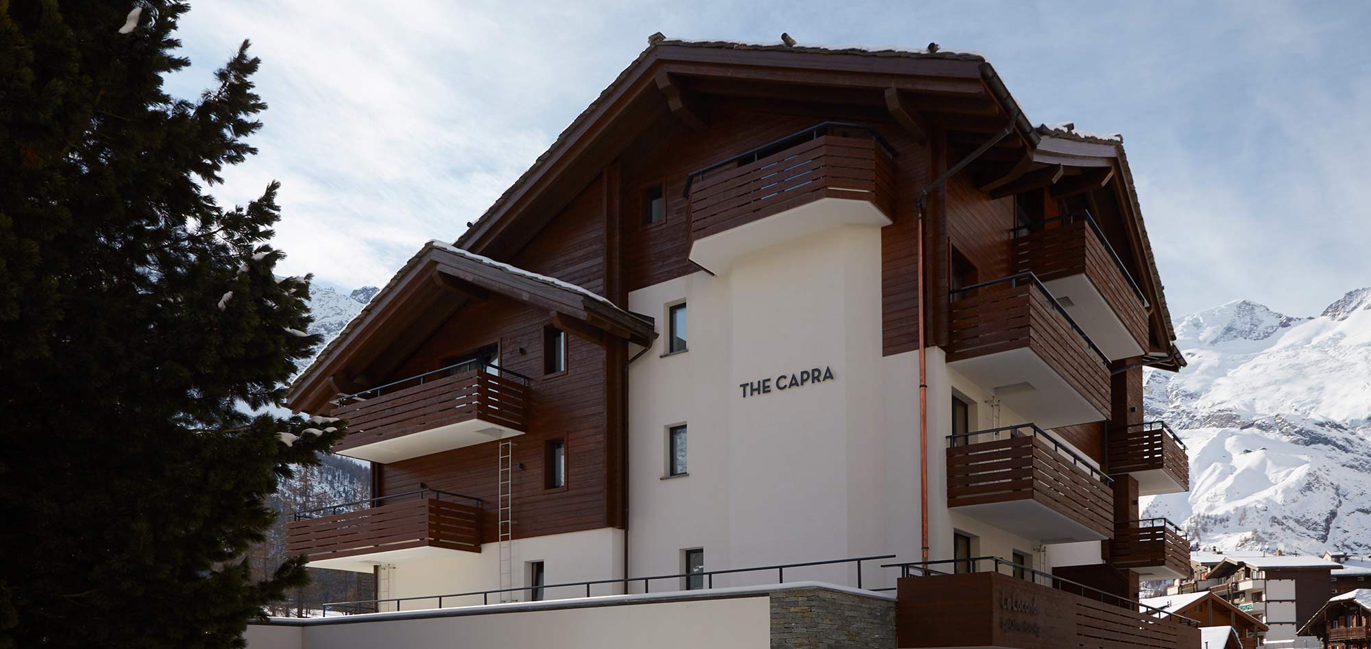 saas_fee_hotel_the_capra_switzerland_luxury_ski.jpg