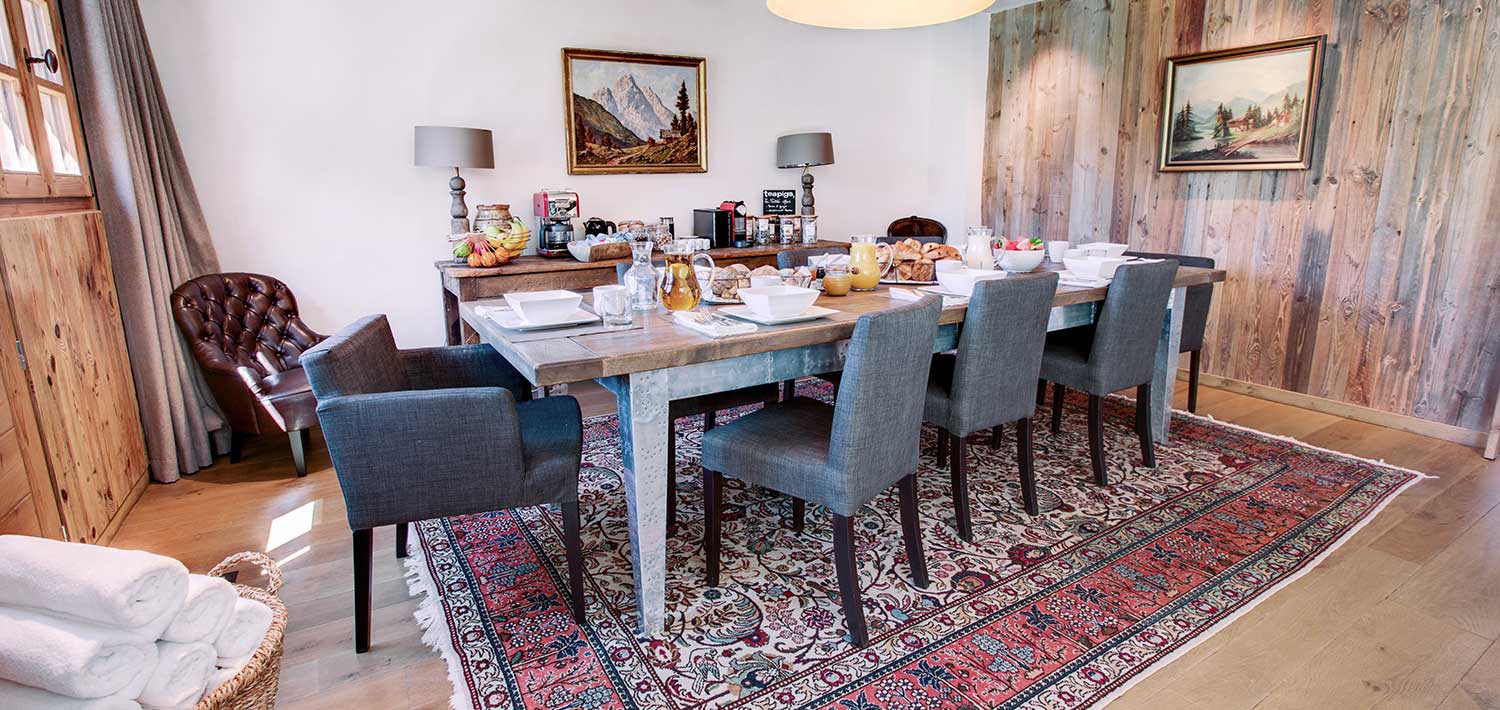 chalet_bizet_morzine_france_luxury_diningroom.jpg