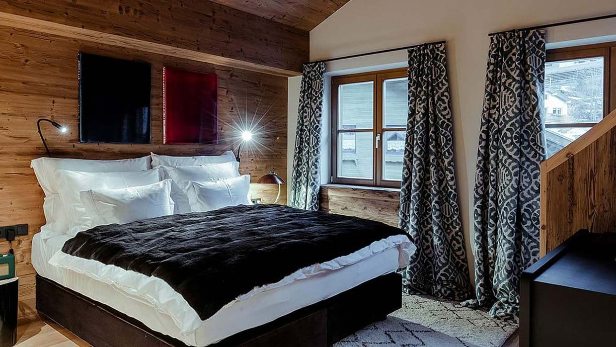 chalet_hannes_schneider_austria_luxury_bedroom_2.jpg