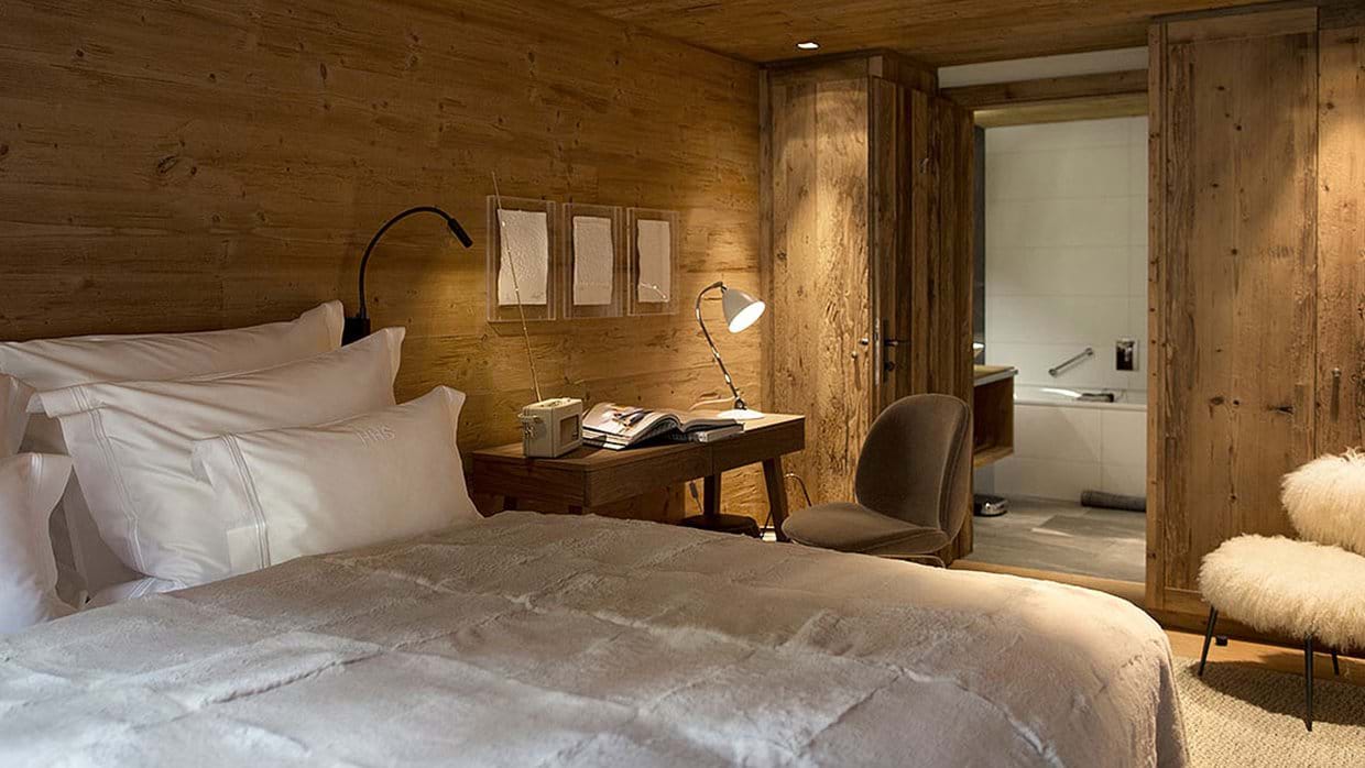 chalet_hannes_schneider_austria_luxury_bedroom_3.jpg