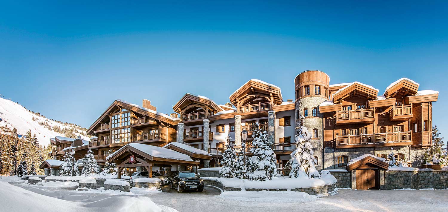 hotel_lapogee_courchevel_1850_france_luxury_exterior.jpg