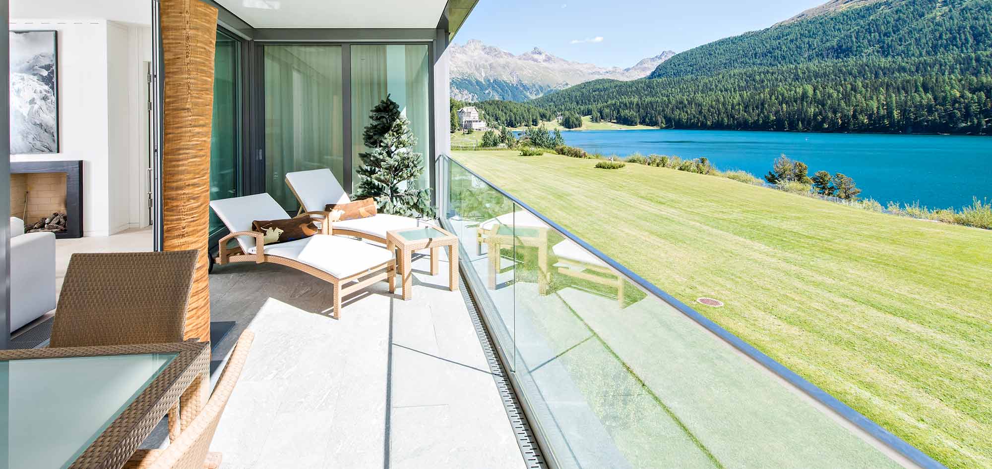 chalet_lakeside_st_moritz_switzerland_luxury_terrace_view_img.jpg