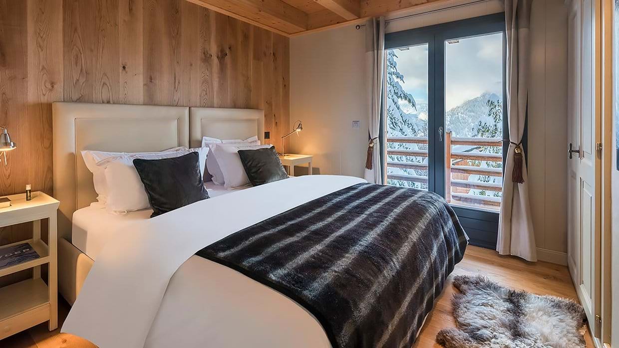 chalet_sorojasa_twin_bedroom_2_luxury_ski_holiday_verbier_switzerland_img