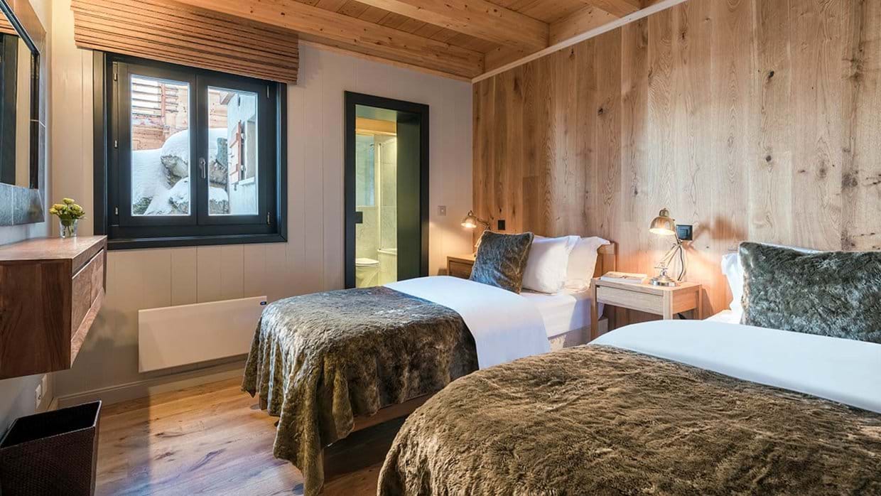 chalet_sorojasa_twin_bedroom_luxury_ski_holiday_verbier_switzerland_img