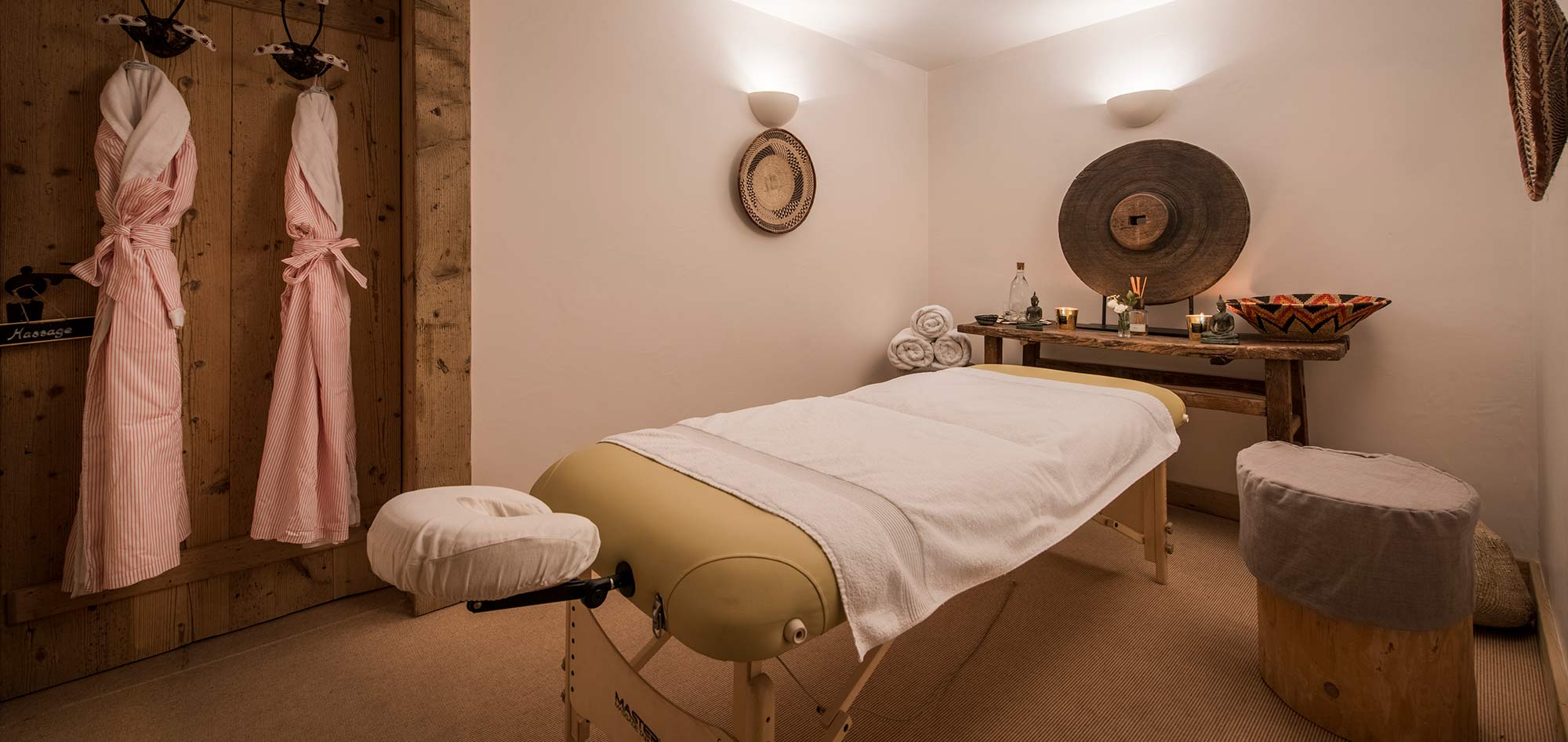 massage_room_luxury_ski_chalet_nyumba_verbier_switzerland_img.jpg