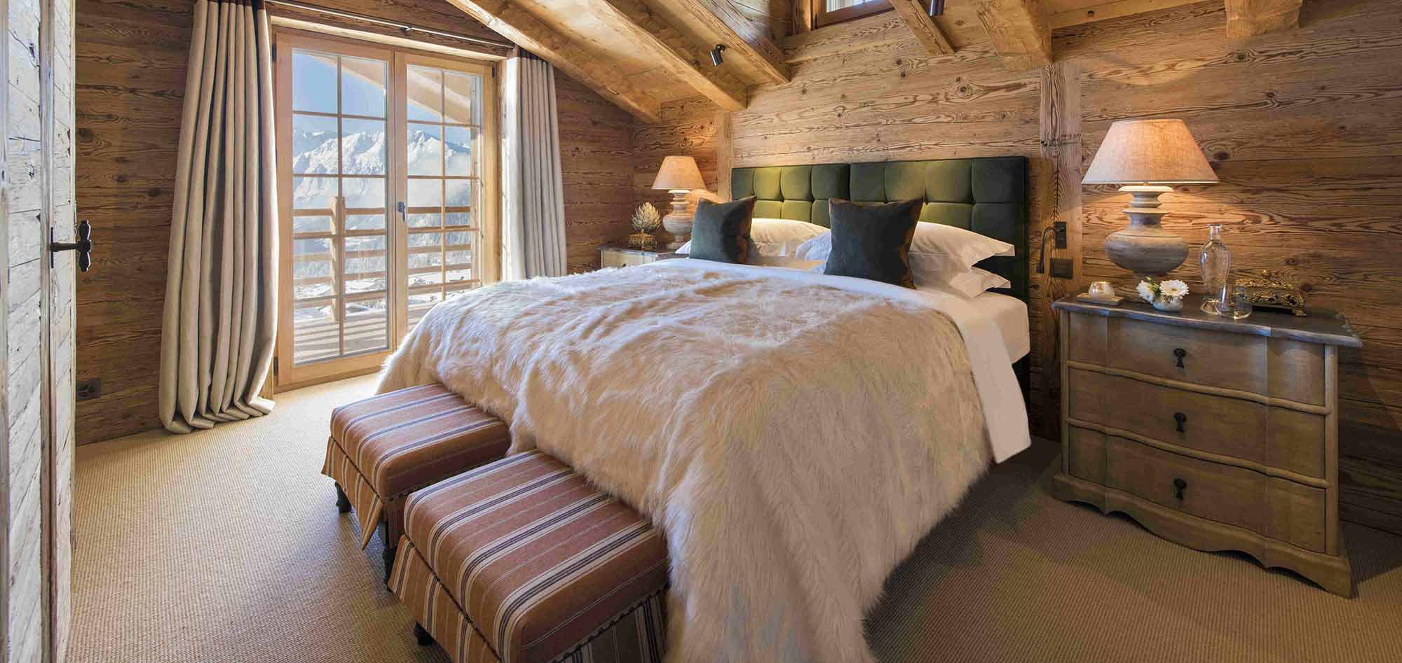 chalet_chouqui_luxury_bedroom_verbier_switzerland_img.jpg