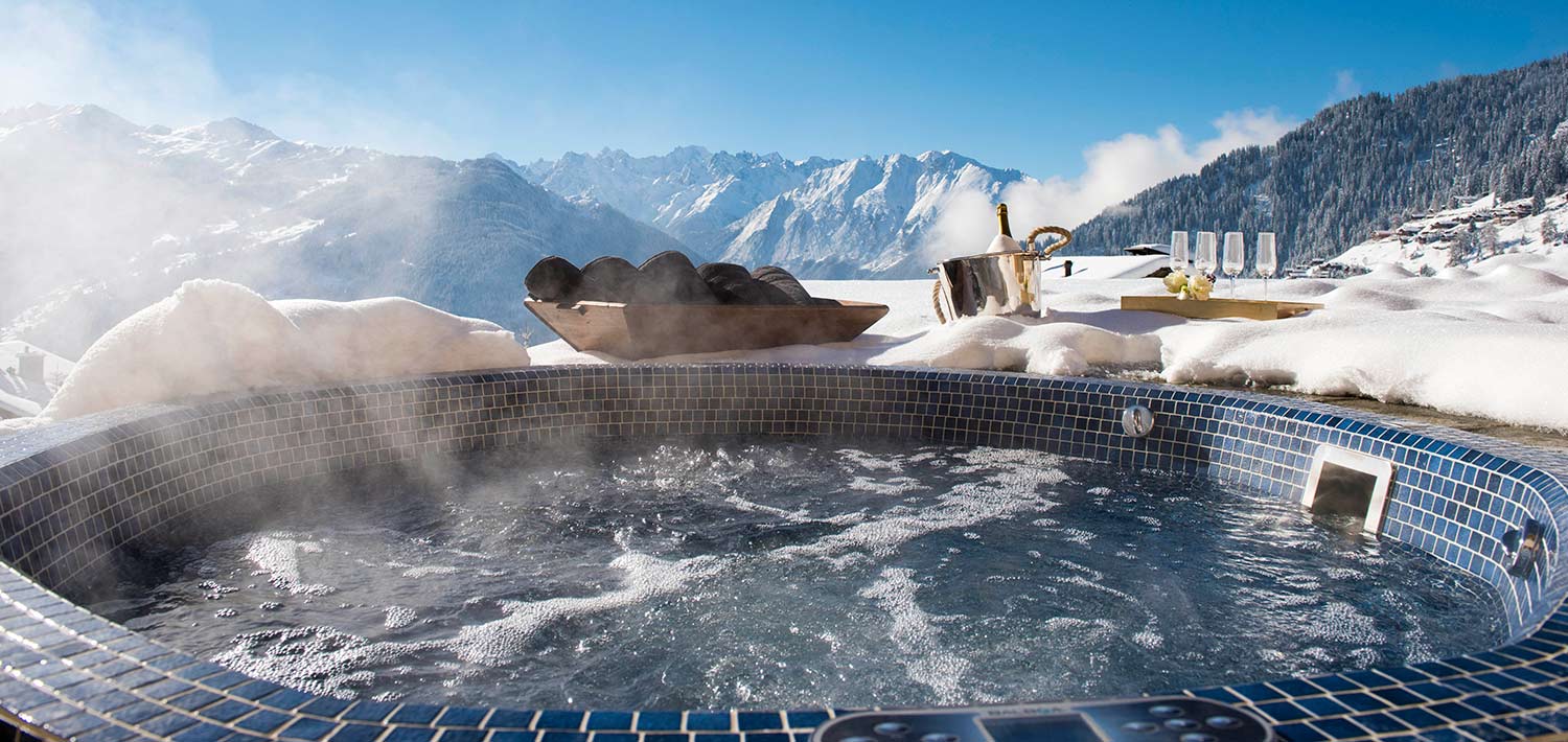 chalet_chouqui_luxury_hot_tub_verbier_switzerland_img.jpg