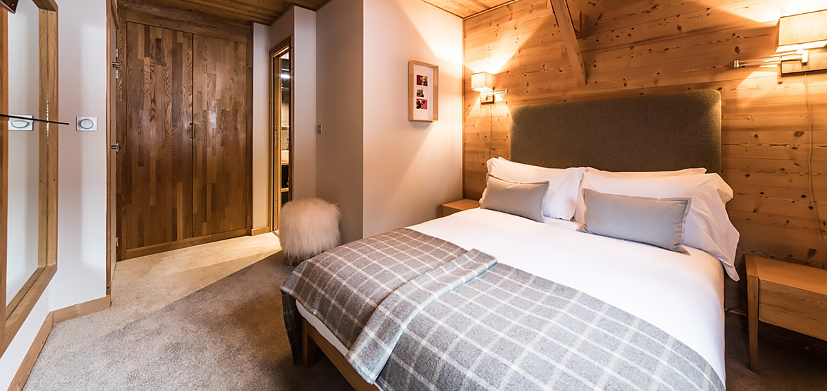 chalet_le_crepet_bedroom_morzine_france_luxury_ski_img.jpg