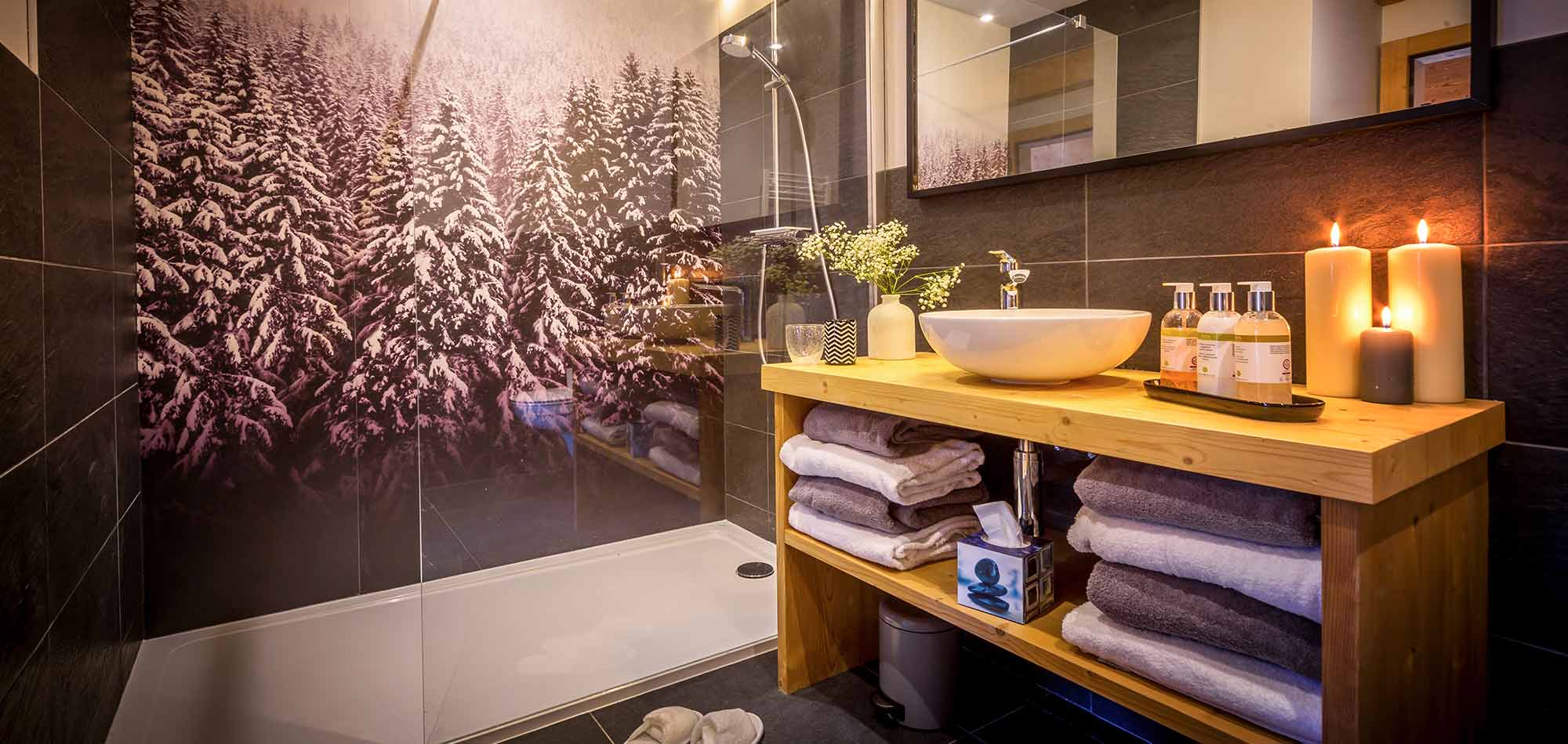 the_view_morzine_luxury_ski_chalet_luxury_ski_oxford_ski_bathroom.jpg