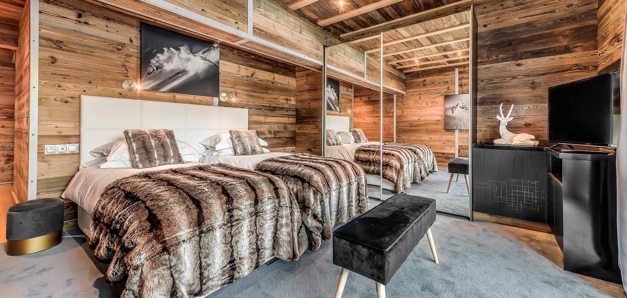 charlie_residence_tignes_luxury_ski_chalet_luxury_ski_oxford_ski_bedroom_2.jpg