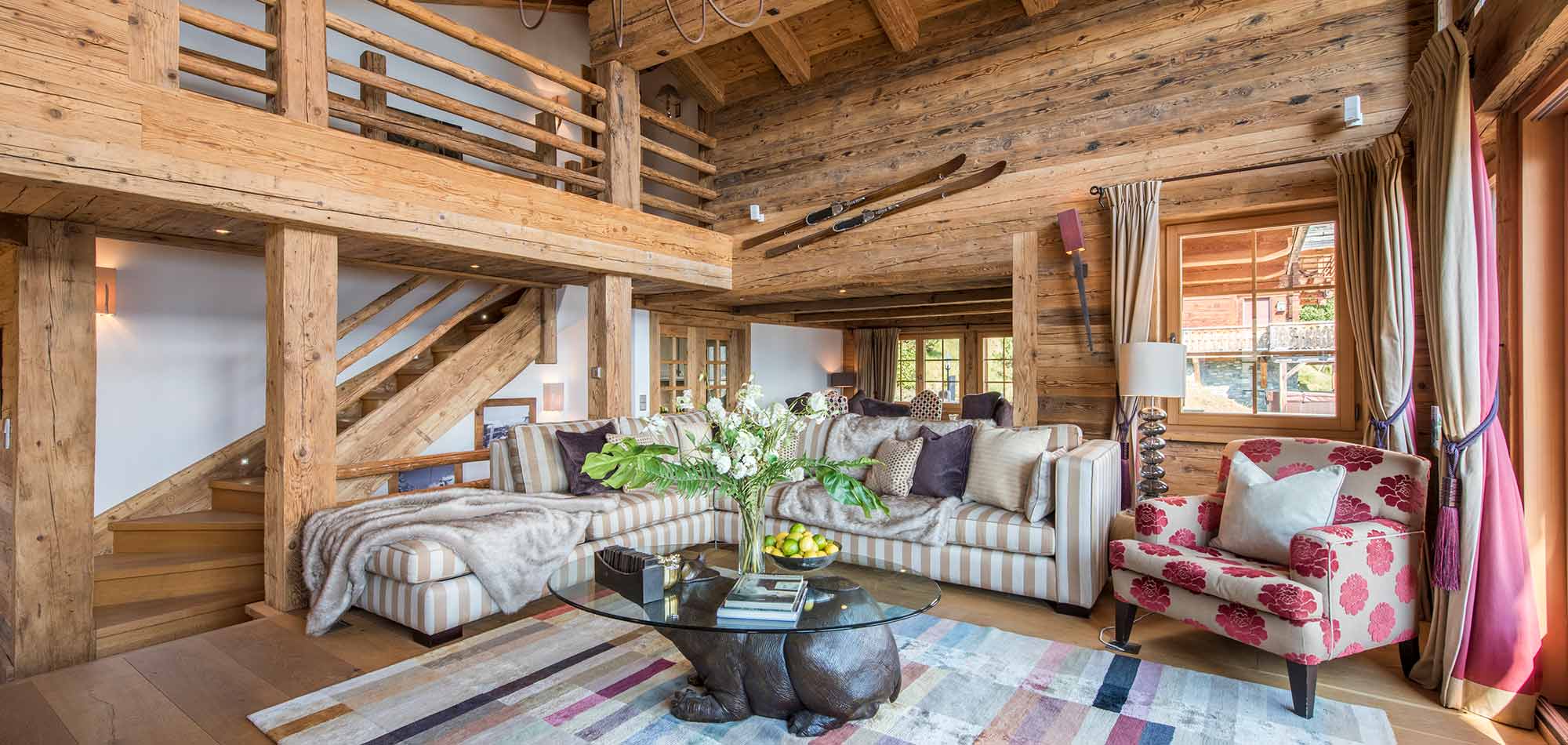 chalet_petit_ours_verbier_luxury_ski_chalet_luxury_ski_oxford_ski_living_room_2.jpg