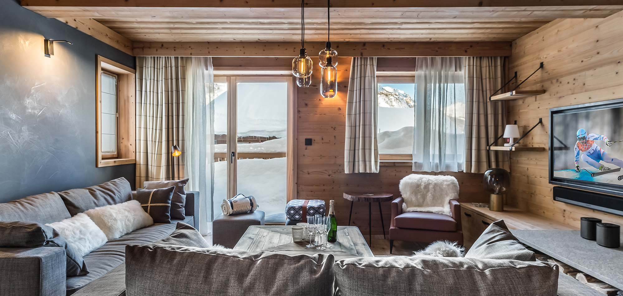 apartment_lorenzo_val_disere_luxury_ski_chalet_oxford_ski_living_area_view.jpg