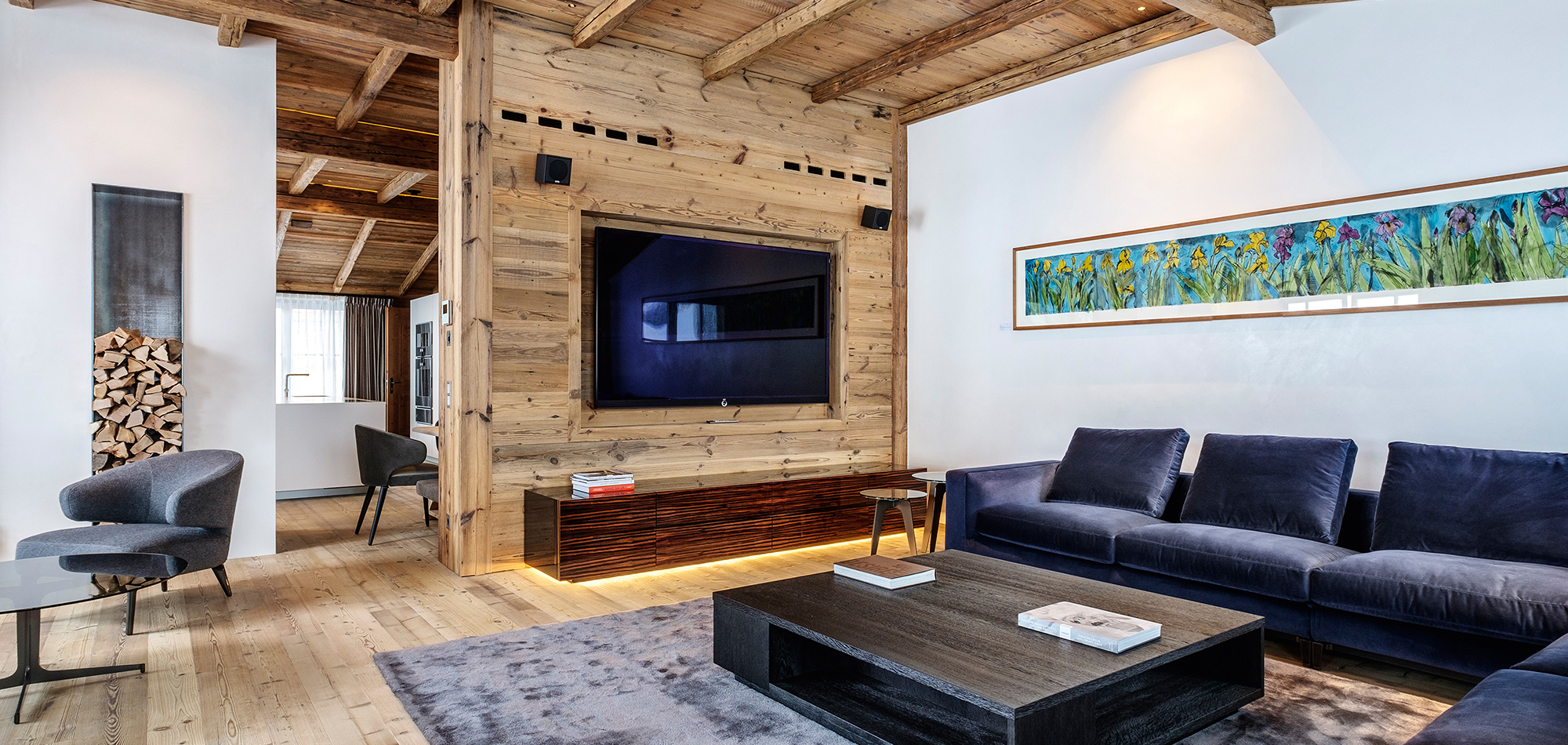 severins_residence_lech_oxford_ski_company_luxury_chalet_luxury_ski_living_room.jpg