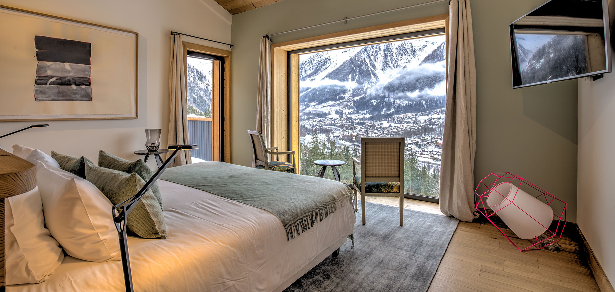 Le_chalet_luxury_ski_chalet_oxford_ski_bedroom_2.jpg