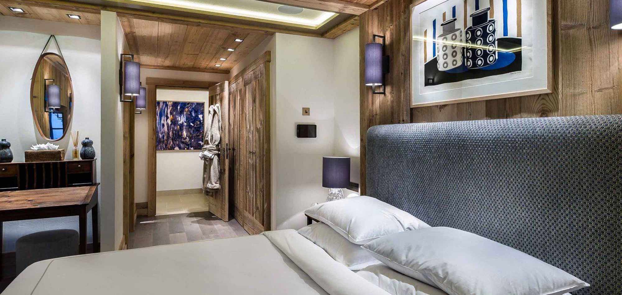 chalet_nanuq_courchevel_1850_france_luxury_ski_bedroom_2_2.jpg