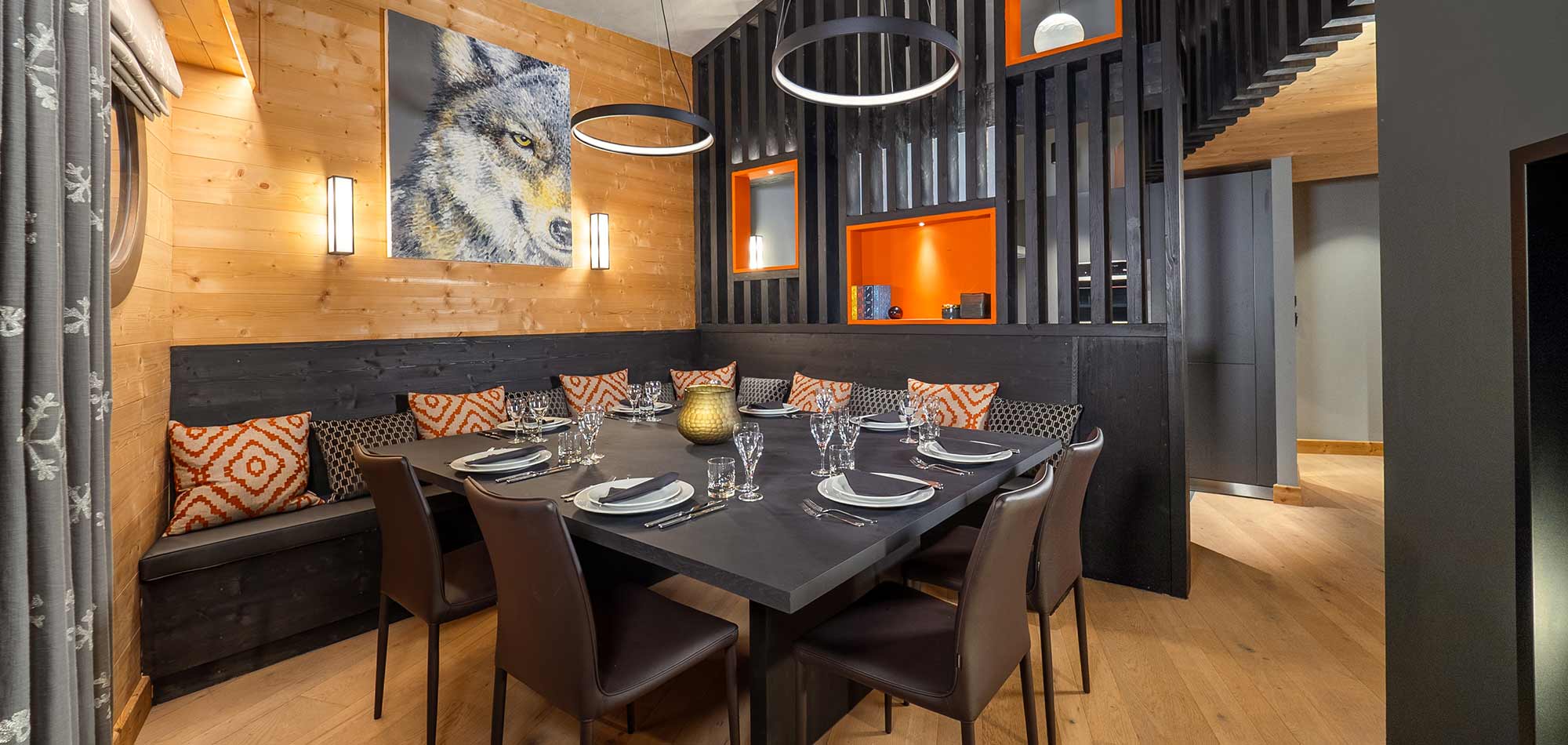 chalet_kobuk_avoriaz_france_luxury_ski_dining_area.jpg