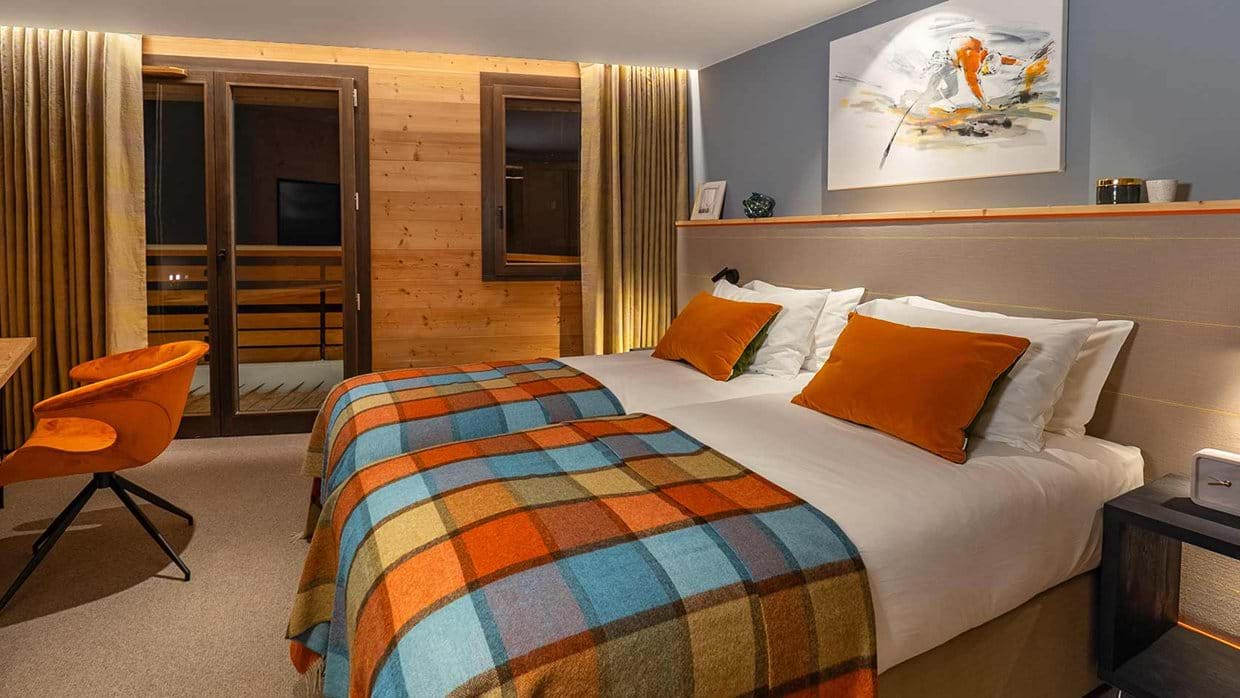chalet_kobuk_avoriaz_france_luxury_ski_bedroom_1.jpg