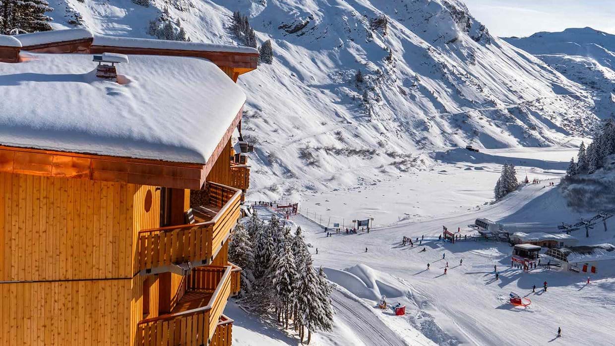 chalet_kobuk_avoriaz_france_luxury_ski_exterior.jpg