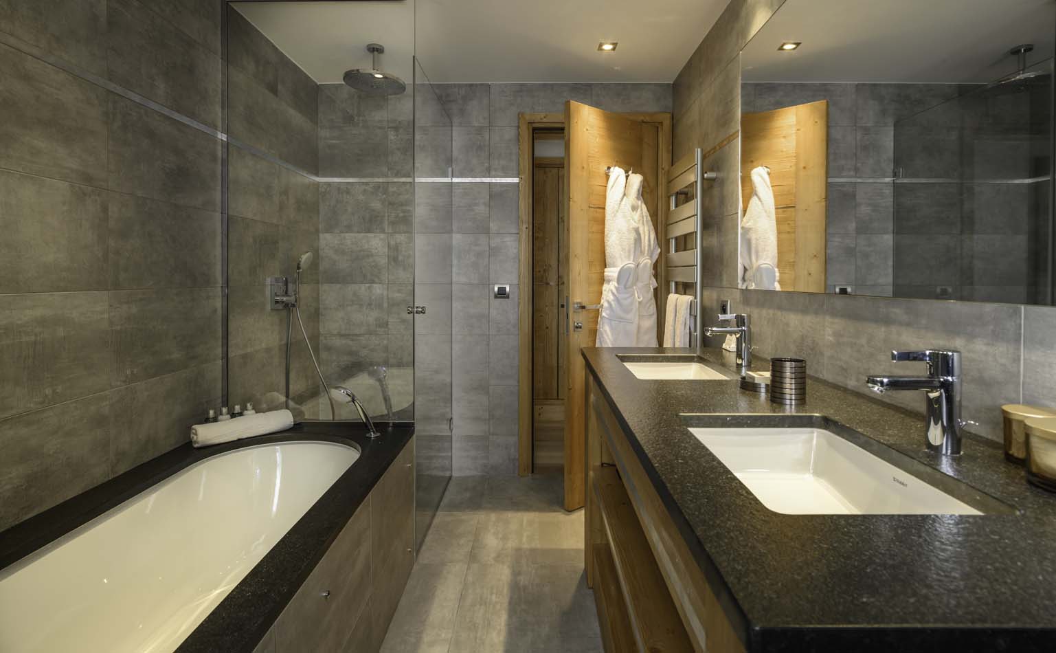 chalet_serendipity_meribel_ski_luxury_bathroom_2.jpg