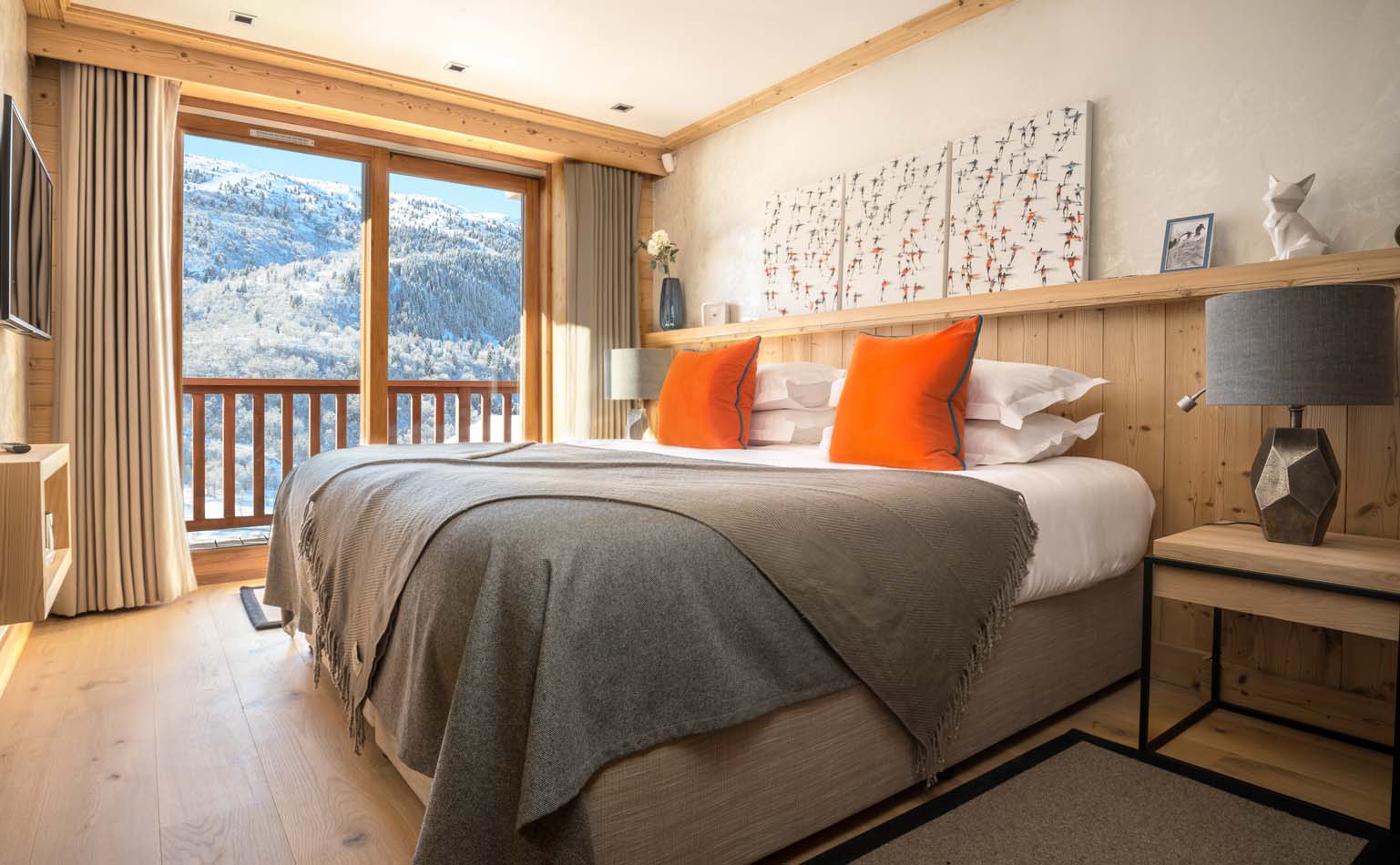 chalet_serendipity_meribel_ski_luxury_bedroom_double_1.jpg