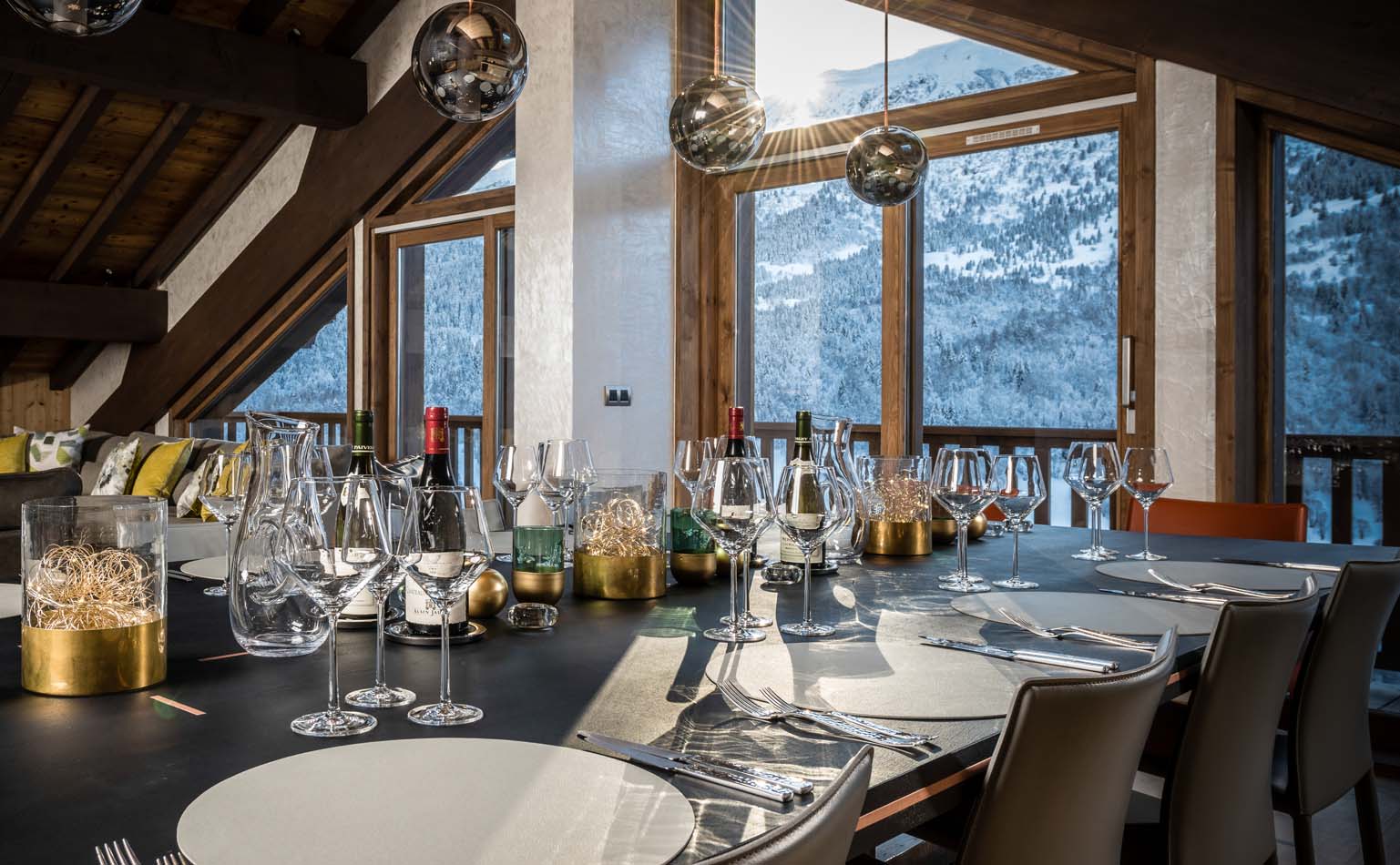 chalet_serendipity_meribel_ski_luxury_dining_table.jpg