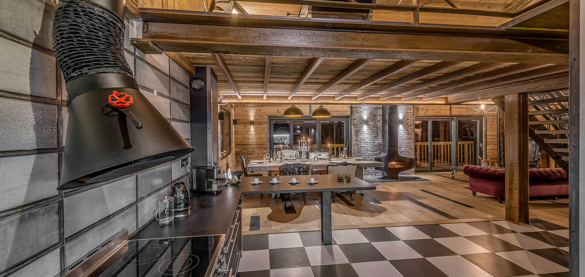 luxury_ski_chalet_banksy_black_diamond_tignes_oxford_ski_kitchen2.jpg