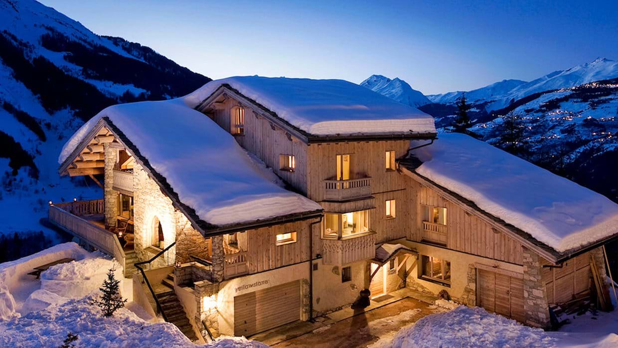 chalet_yellowstone_luxury_ski_chalet_oxford_ski_external.jpg