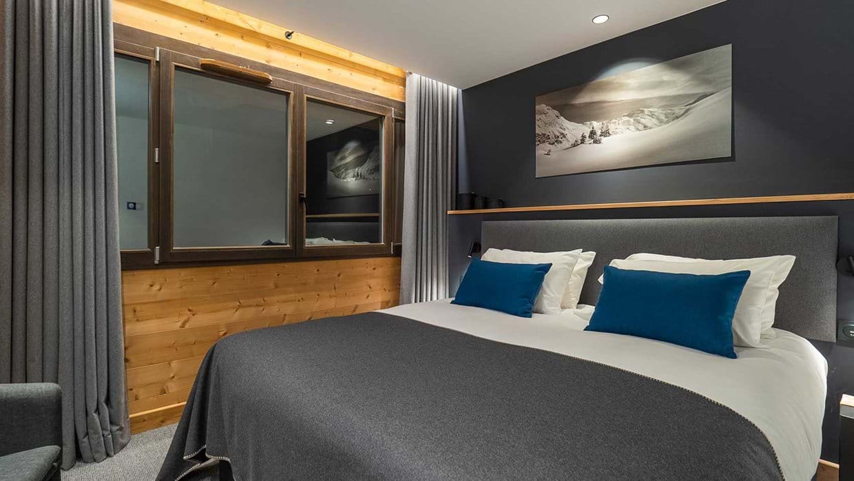 chalet_beluga_avoriaz_luxury_ski_chalet_oxford_ski_bedroom.jpg